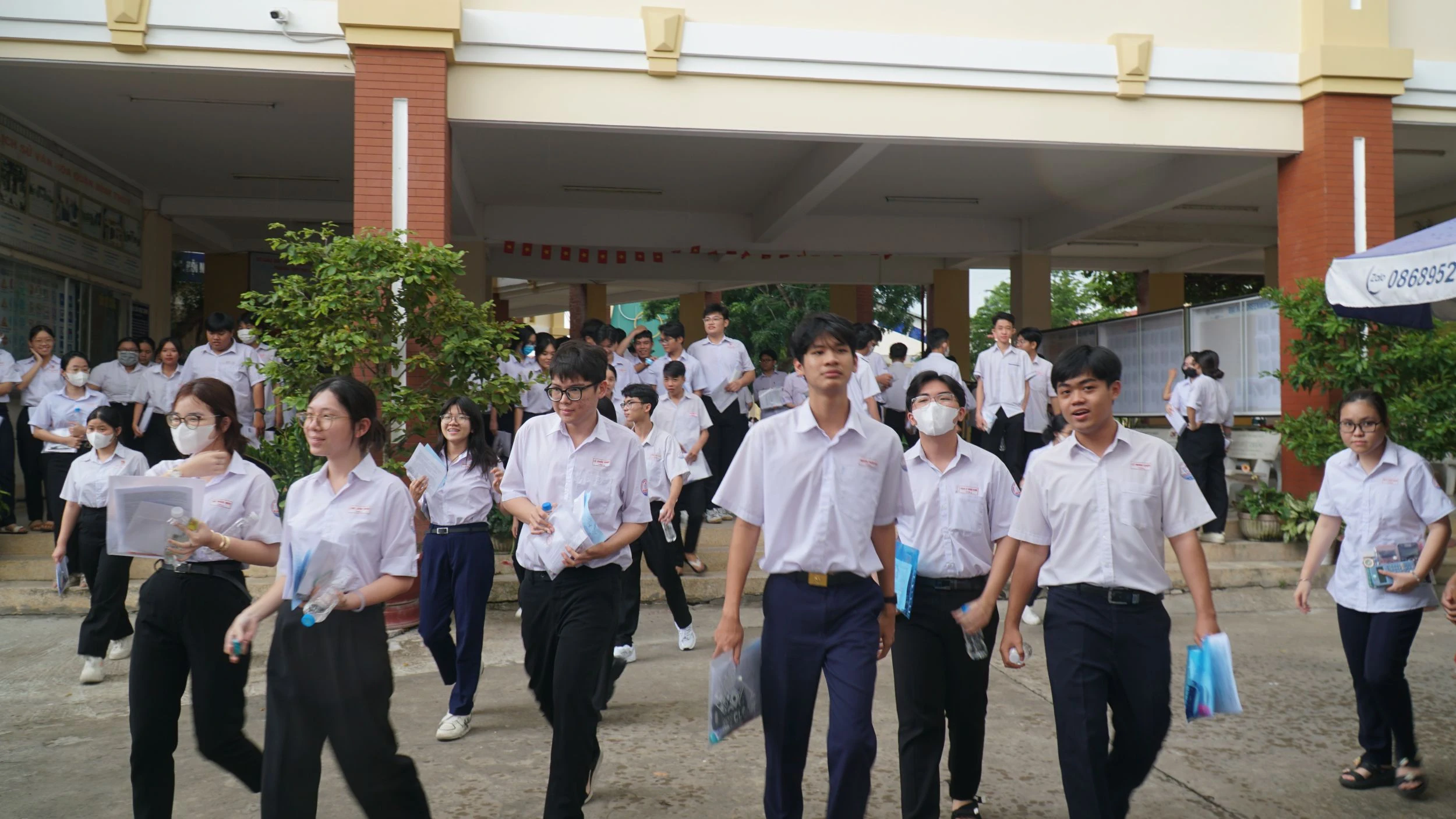 Cân nhắc kỹ khi đăng ký xét tuyển đại học, cao đẳng